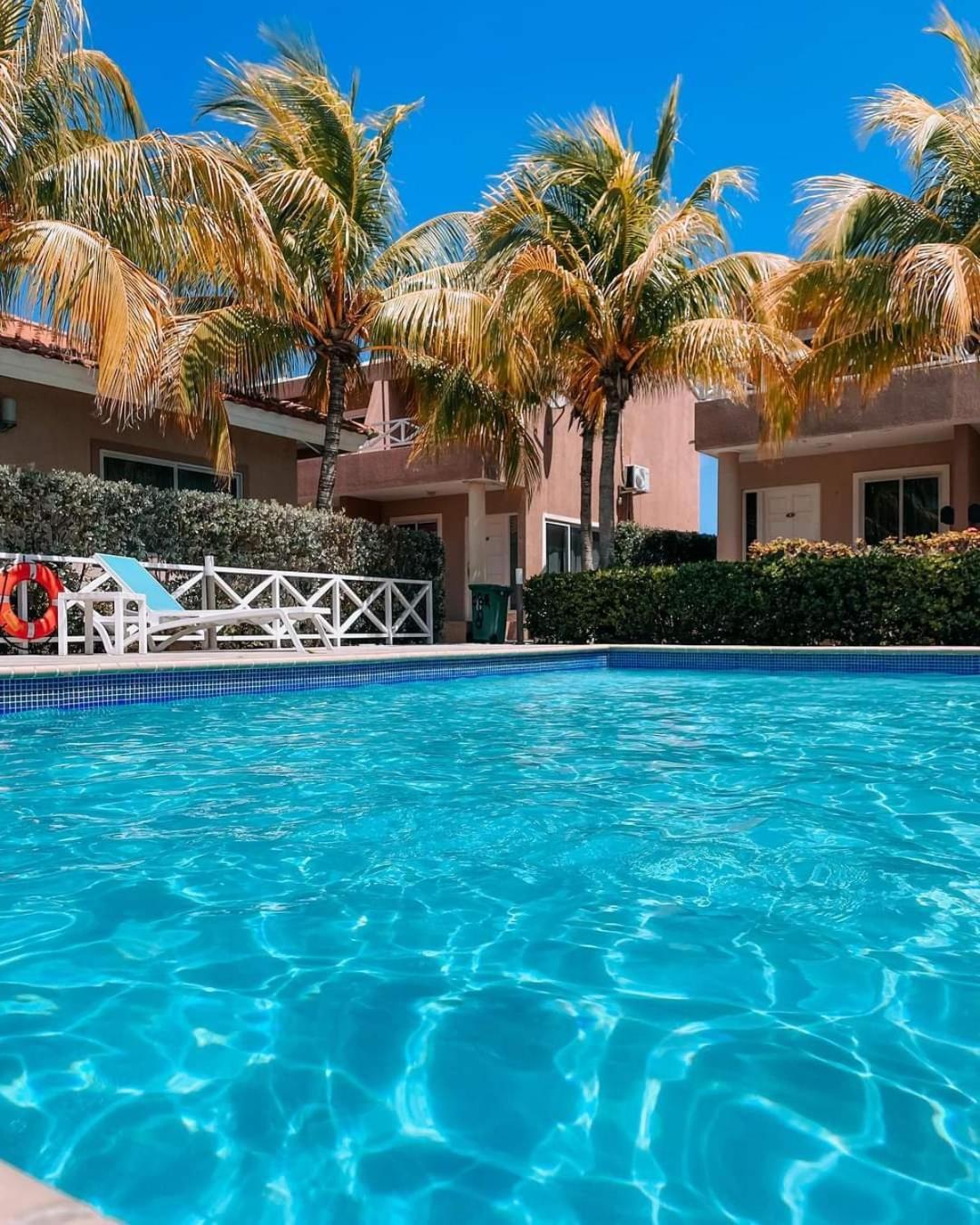 Caribbean Beach Resort Blenchi Curacao Willemstad Zewnętrze zdjęcie